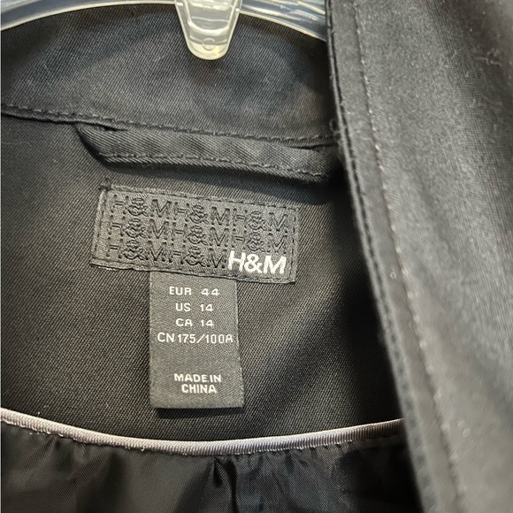 H&M Women’s Black Full Zip and Snap Jacket Size 14 - Picture 5 of 14